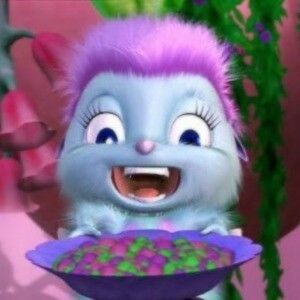 Meet your Posher, Yvette